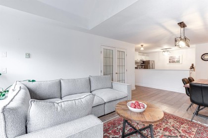 Photo 6 at 402 - 1558 Grant Avenue, Glenwood PQ, Port Coquitlam