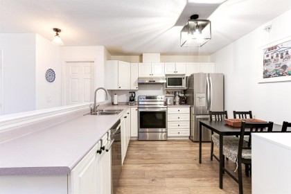 Photo 9 at 402 - 1558 Grant Avenue, Glenwood PQ, Port Coquitlam