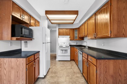 Photo 5 at 214 - 11510 225 Street, East Central, Maple Ridge