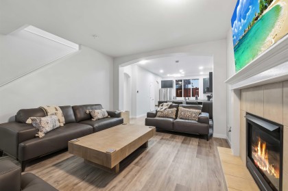 Photo 6 at 10256 243a Street, Albion, Maple Ridge