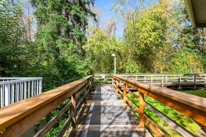 Photo 25 at 227 - 2551 Parkview Lane, Central Pt Coquitlam, Port Coquitlam