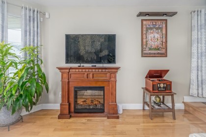 Photo 12 at 22987 123b Avenue, East Central, Maple Ridge