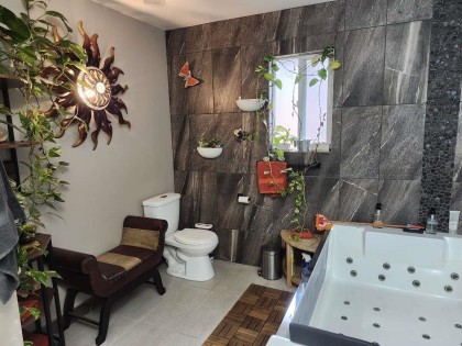 Photo 12 at 21796 Howison Avenue, West Central, Maple Ridge