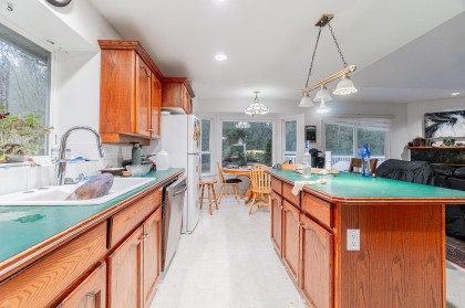 Photo 12 at 9540 Woodward Street, Mission-West, Mission