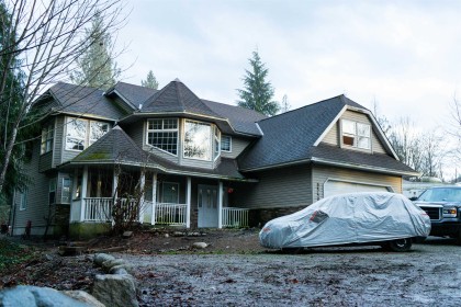 Photo 1 at 9540 Woodward Street, Mission-West, Mission