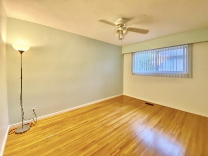 Photo 17 at 21776 Mountainview Crescent, West Central, Maple Ridge