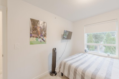 Photo 17 at 25097 112 Avenue, Thornhill MR, Maple Ridge