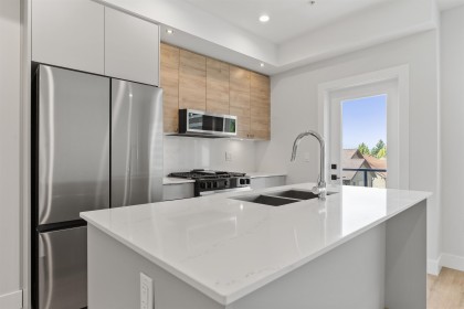 Photo 1 at 38 - 10640 248 Street, Thornhill MR, Maple Ridge