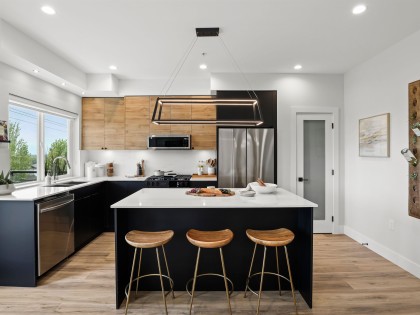 Photo 2 at 57 - 10640 248 Street, Thornhill MR, Maple Ridge