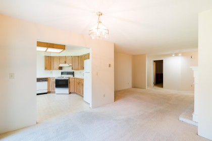 Photo 9 at 107 - 22515 116 Avenue, East Central, Maple Ridge