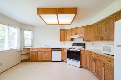 Photo 4 at 107 - 22515 116 Avenue, East Central, Maple Ridge