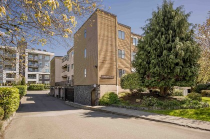 Photo 2 at 32 - 11900 228 Street, East Central, Maple Ridge