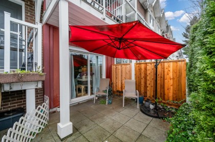 Photo 2 at 310 - 1661 Fraser Avenue, Glenwood PQ, Port Coquitlam