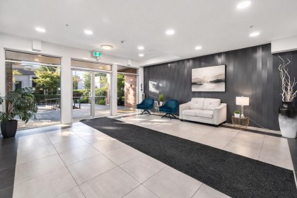 Photo 3 at 306 - 22577 Royal Crescent, East Central, Maple Ridge