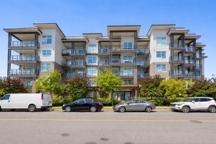 Photo 33 at 306 - 22577 Royal Crescent, East Central, Maple Ridge