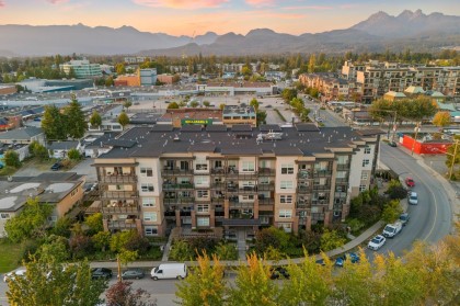 Photo 31 at 306 - 22577 Royal Crescent, East Central, Maple Ridge