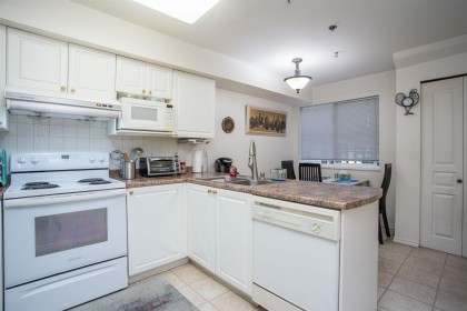 Photo 3 at 22 - 12449 191 Street, Mid Meadows, Pitt Meadows