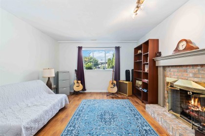 Photo 19 at 21064 Barker Avenue, Southwest Maple Ridge, Maple Ridge