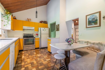 Photo 14 at 12861 Barnsdale Street, East Central, Maple Ridge