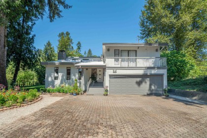 Photo 4 at 12861 Barnsdale Street, East Central, Maple Ridge