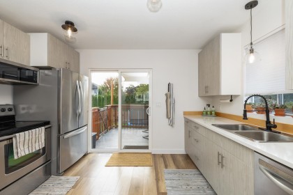 Photo 6 at 20350 Ospring Street, Southwest Maple Ridge, Maple Ridge