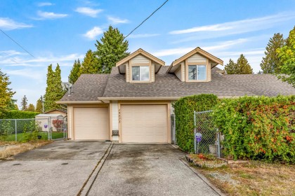 Photo 1 at 19573 116b Avenue, South Meadows, Pitt Meadows