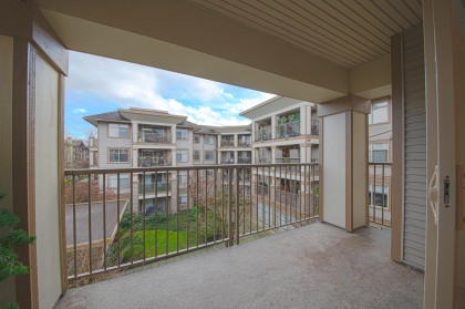 Photo 16 at 303 - 12238 224 Street, East Central, Maple Ridge