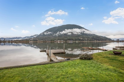 Photo 2 at 35551 Swan Road, Hatzic, Mission