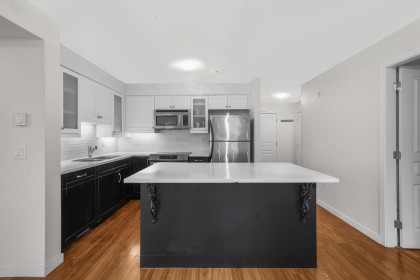 Photo 3 at 307 - 1969 Westminster Avenue, Glenwood PQ, Port Coquitlam