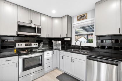 Photo 3 at 11866 Stephens Street, East Central, Maple Ridge