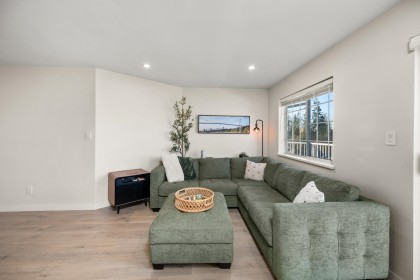 Photo 9 at 2 - 11464 Fisher Street, East Central, Maple Ridge