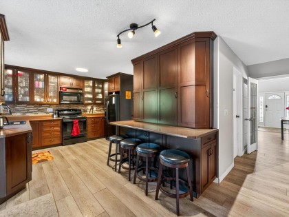 Photo 7 at 11790 212 Street, Southwest Maple Ridge, Maple Ridge