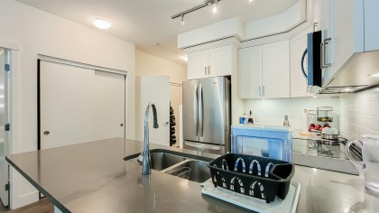 Photo 11 at 103 - 2436 Kelly Avenue, Central Pt Coquitlam, Port Coquitlam