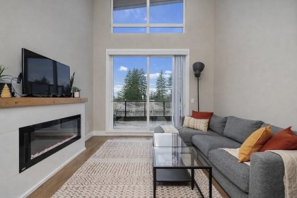 Photo 1 at 402 - 12460 191 Street, Mid Meadows, Pitt Meadows