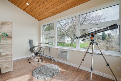 Photo 4 at 11502 Wood Street, Southwest Maple Ridge, Maple Ridge