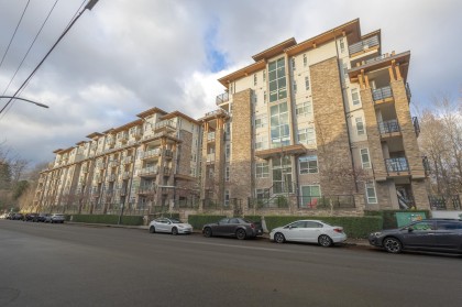 Photo 2 at 611 - 2465 Wilson Avenue, Central Pt Coquitlam, Port Coquitlam