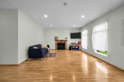 Photo 2 at 773 Prairie Avenue, Lincoln Park PQ, Port Coquitlam