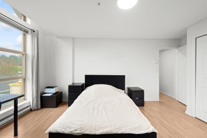 Photo 12 at 25 - 2378 Rindall Avenue, Central Pt Coquitlam, Port Coquitlam