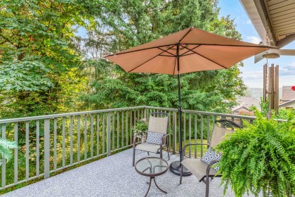 Photo 14 at 10 - 23281 Kanaka Way, Cottonwood MR, Maple Ridge