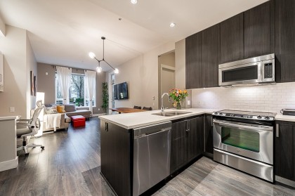 Photo 2 at 105 - 550 Seaborne Place, Riverwood, Port Coquitlam