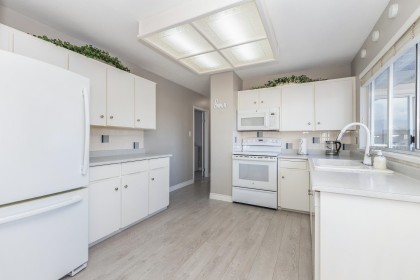 Photo 11 at 12437 202 Street, Northwest Maple Ridge, Maple Ridge