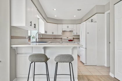 Photo 8 at 2161 Drawbridge Close, Citadel PQ, Port Coquitlam