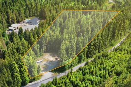 Photo 8 at 12653 Cardinal Street, Steelhead, Mission