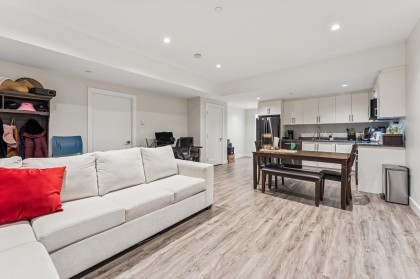 Photo 32 at 23376 124 Avenue, East Central, Maple Ridge