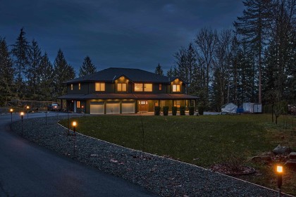 Photo 2 at 10160 Rolley Crescent, Thornhill MR, Maple Ridge