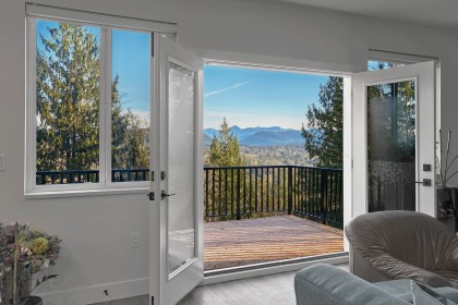 Photo 10 at 10160 Rolley Crescent, Thornhill MR, Maple Ridge