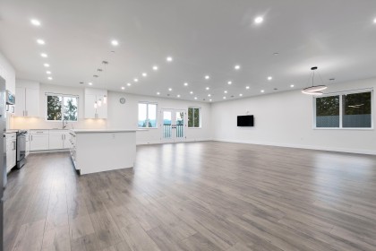 Photo 8 at 10160 Rolley Crescent, Thornhill MR, Maple Ridge