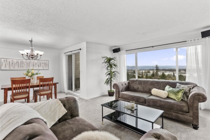 Photo 5 at 117 - 1140 Castle Crescent, Citadel PQ, Port Coquitlam