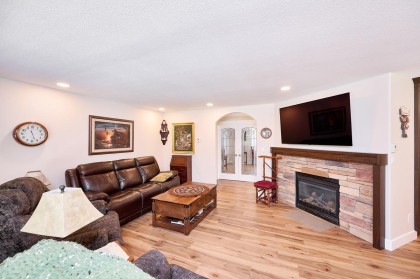 Photo 11 at 11 - 23100 129 Avenue, East Central, Maple Ridge