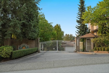 Photo 3 at 46 - 1238 Eastern Drive, Citadel PQ, Port Coquitlam